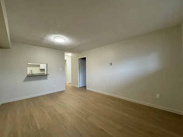 56 Windward ST #108, St. Catharines, ON L2M 7W6