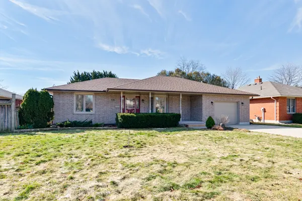 12 Treadwell ST, Aylmer, ON N5H 3B5