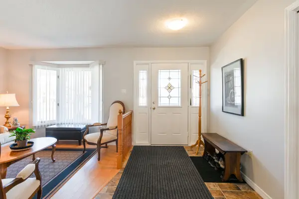 12 Treadwell ST, Aylmer, ON N5H 3B5