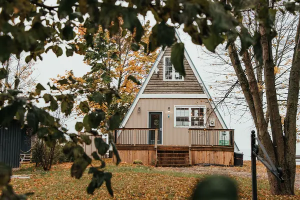 25 Derner Line, Haldimand, ON N0A 1K0