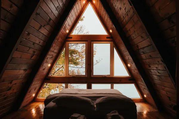 25 Derner Line, Haldimand, ON N0A 1K0