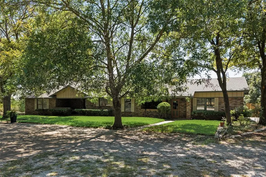 106 Rambling Trail, Weatherford, TX 76087