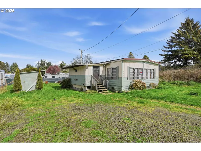 91319 GRINNELL LN, Coos Bay, OR 97420