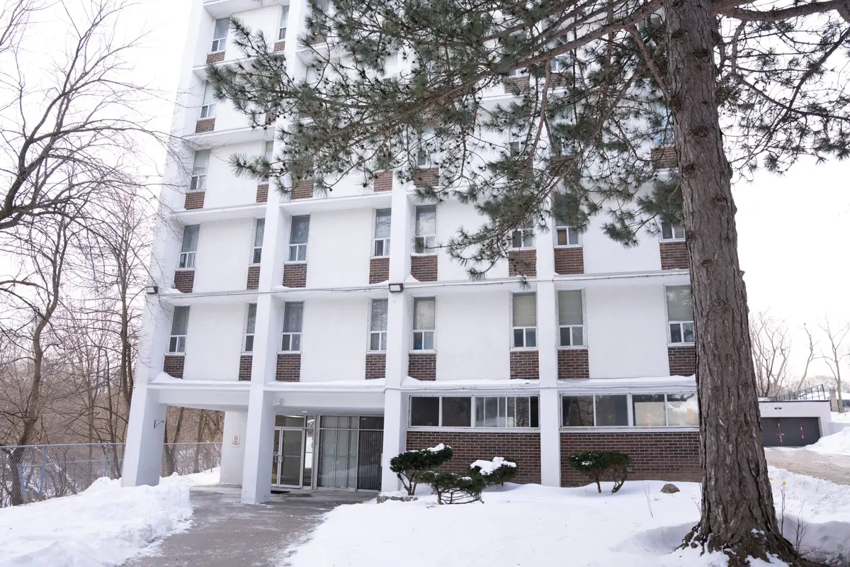 2245 Eglinton Avenue East AVE #604, Toronto E04, ON M1K 2N3