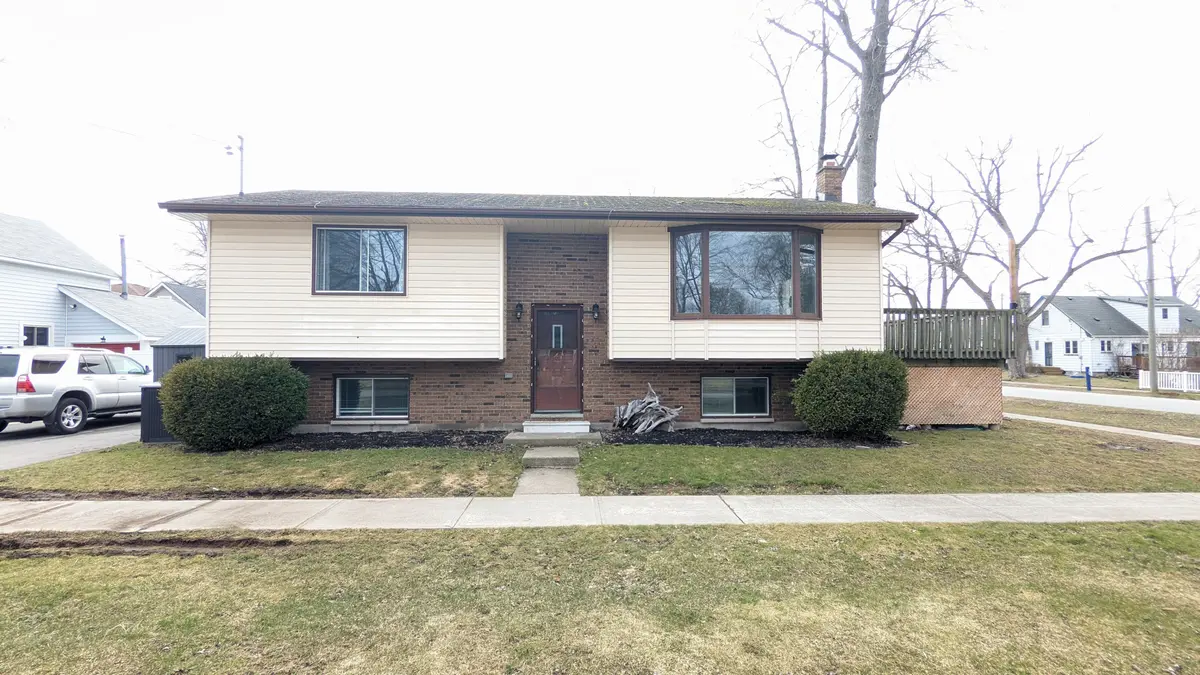 384 DOVERCOURT RD, Fort Erie, ON L0S 1B0