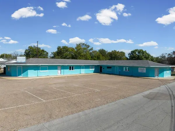 4306 Memorial Drive, Waco, TX 76711