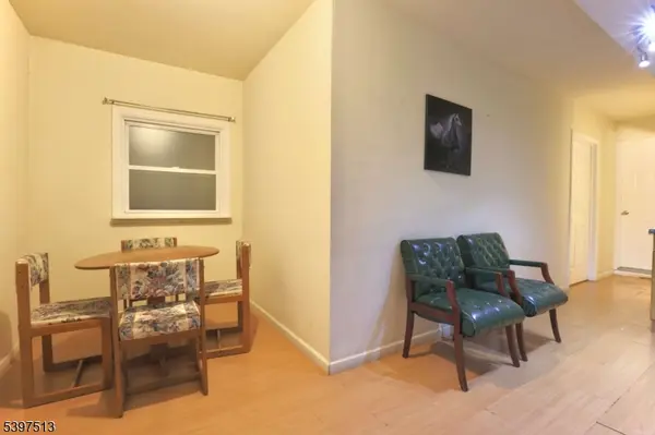 306 Marshall St, Elizabeth City, NJ 07206