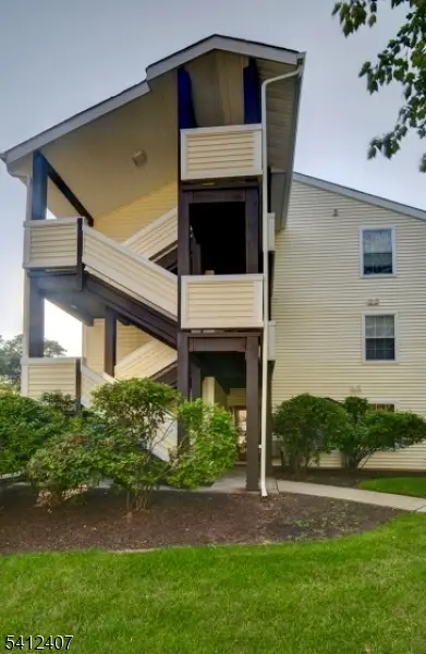 131 Country Club-10 #10, Union Twp., NJ 07083