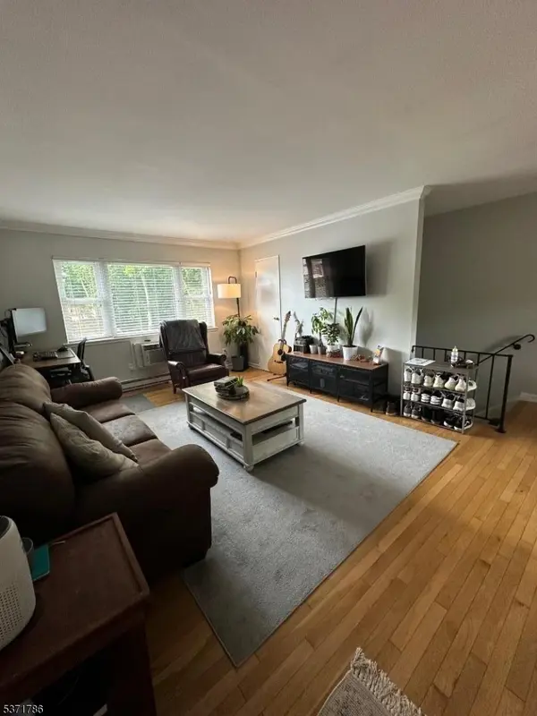 422 Ringwood Ave #A208, Pompton Lakes Boro, NJ 07442