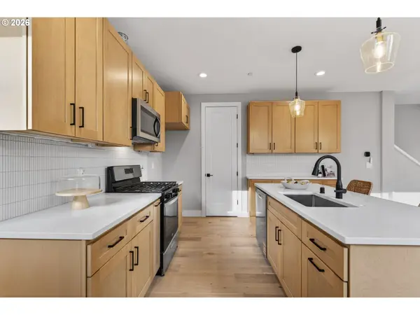 5513 NE 43RD PL, Vancouver, WA 98661