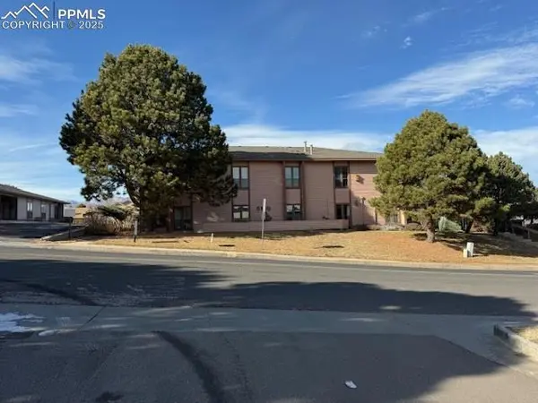 6180 Lehman DR #211, Colorado Springs, CO 80918
