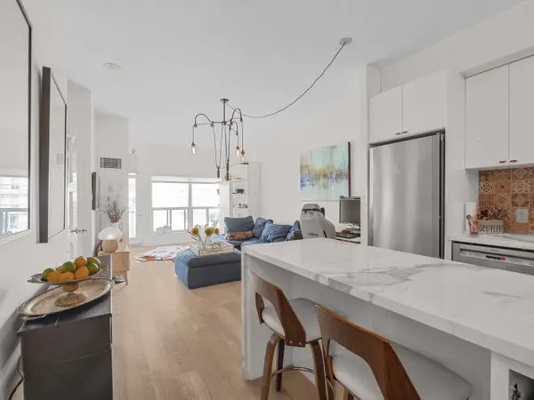 600 Queens Quay W #606, Toronto C01, ON M5V 3M3