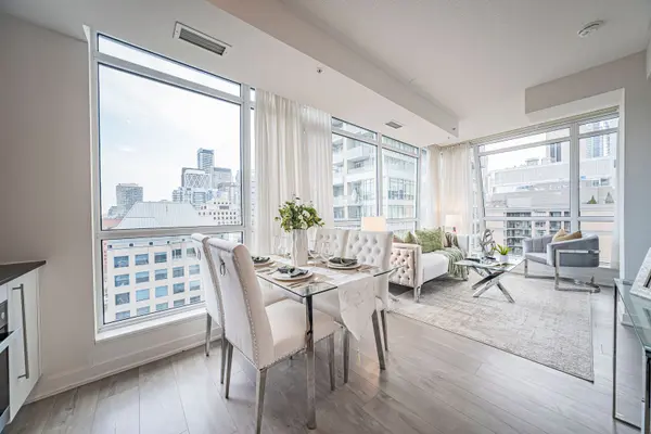 30 Nelson ST #1502, Toronto C01, ON M5V 0H5