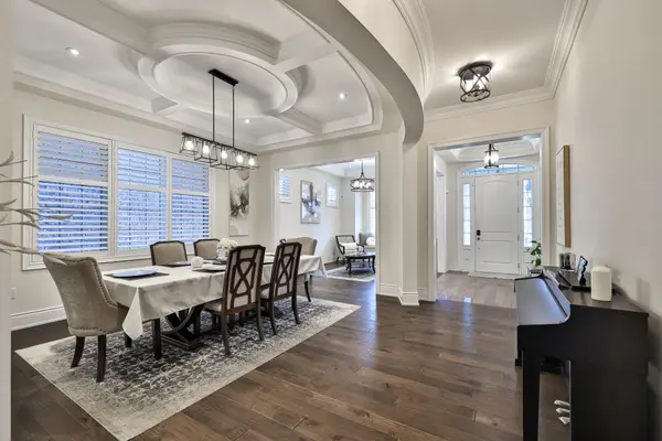 63 Cairns Gate, King, ON L7B 0P5