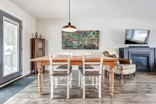 59 Thomas Shepperd DR, East Gwillimbury, ON L9N 1C4