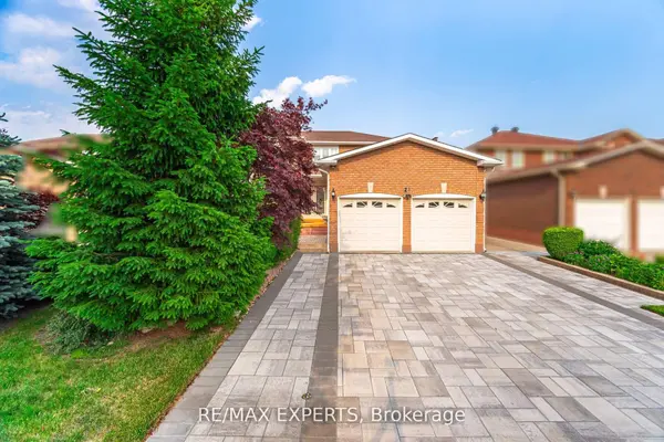 21 Williamsburg LN, Vaughan, ON L4L 5C8