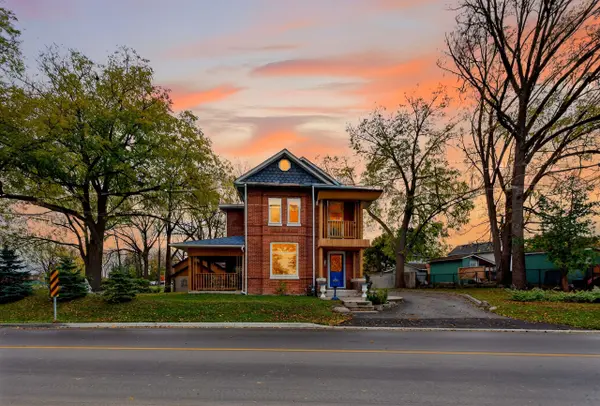 9 The Queensway N/A N, Georgina, ON L4P 1E2