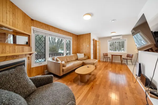 8020 Park Lane CRES, Severn, ON L0K 2B0