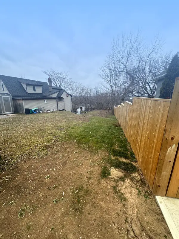 1 BALL AVE, St. Catharines, ON L2T 1B4