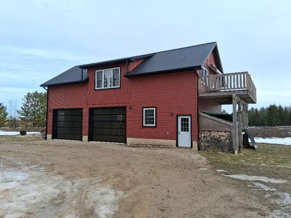 1984 kincardine Kinloss ST, Huron-kinloss, ON N2Z 2X4