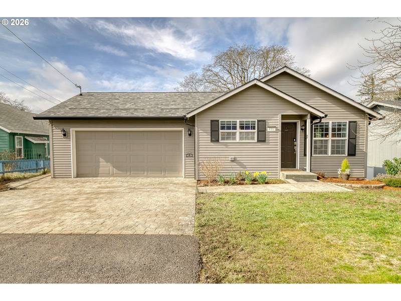435 S 8TH ST, St Helens, OR 97051