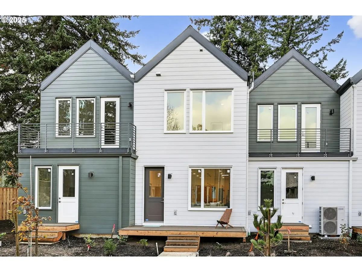 7240 NE Going ST, Portland, OR 97218