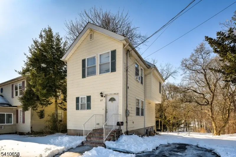 27 Newell Ave, New Brunswick City, NJ 08901