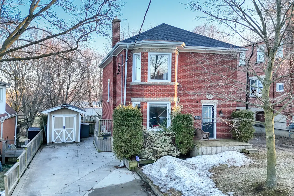 35 Francis ST, Cambridge, ON N1S 1Z6