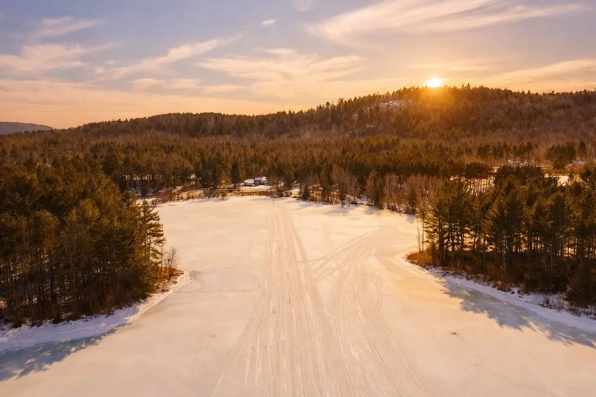 1855 Old Barry's Bay RD S, Madawaska Valley, ON K0B 1K0