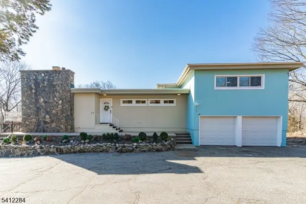 21 Skyview Rd, Ringwood Boro, NJ 07456