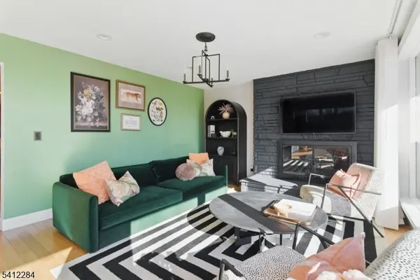 21 Skyview Rd, Ringwood Boro, NJ 07456