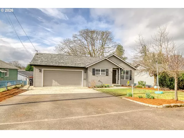 St Helens, OR 97051,435 S 8TH ST