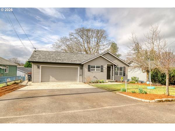 435 S 8TH ST, St Helens, OR 97051