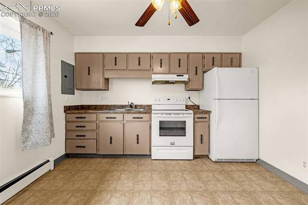 2585 E Cache La Poudre ST, Colorado Springs, CO 80909