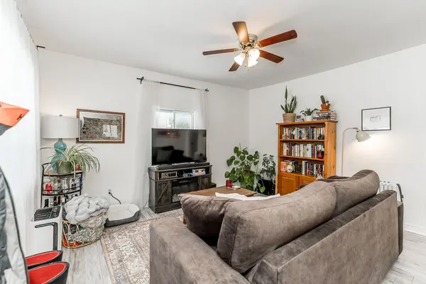 960 Gilmore AVE, Innisfil, ON L0L 1W0