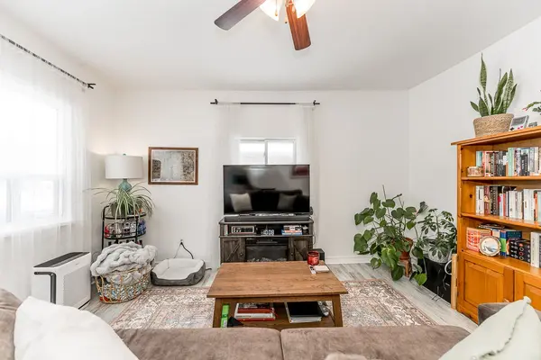 960 Gilmore AVE, Innisfil, ON L0L 1W0