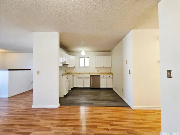 242-244 Wakabayashi WAY, Saskatoon, SK S7K 7M3