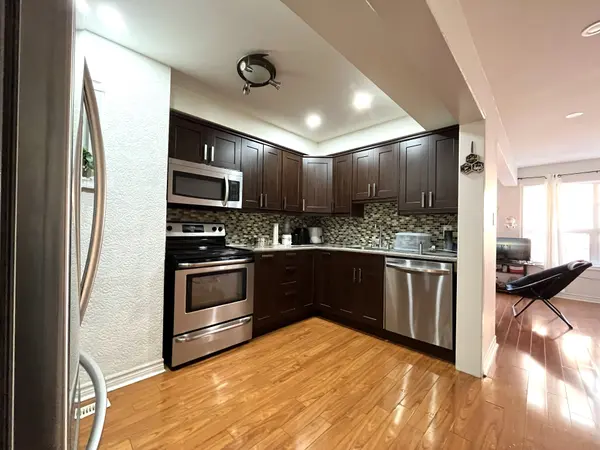 68 Gilgorm RD, Brampton, ON L6X 4P5