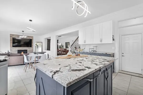3454 River Run AVE, Barrhaven, ON K2J 0R8