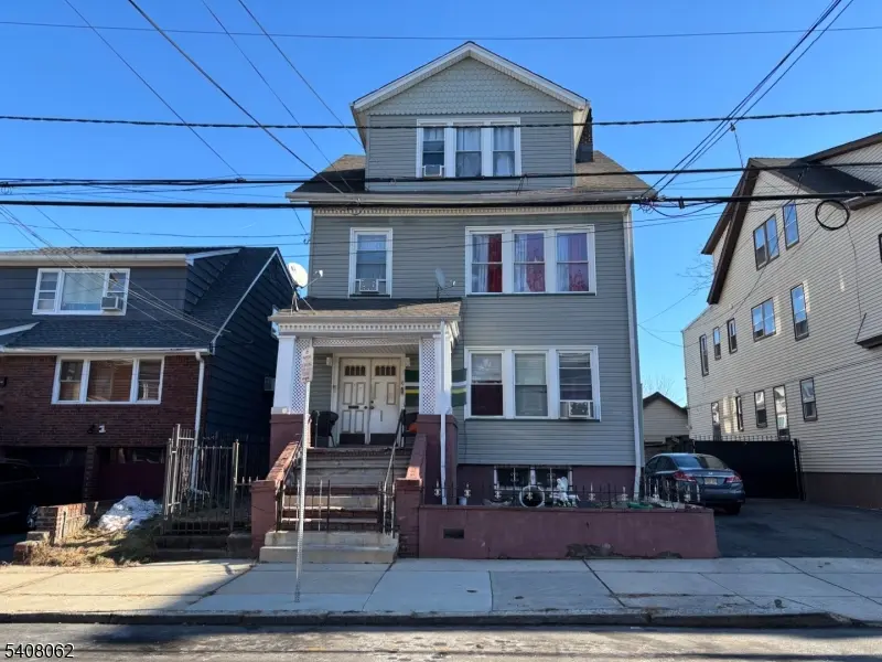 16 Monticello Ave, Newark City, NJ 07106