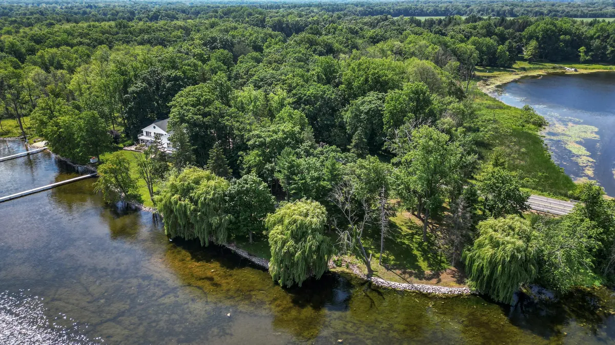 15665 Portage RD, Schoolcraft Twp, MI 49097