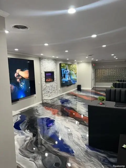 19634 Plymouth RD, Detroit, MI 48228