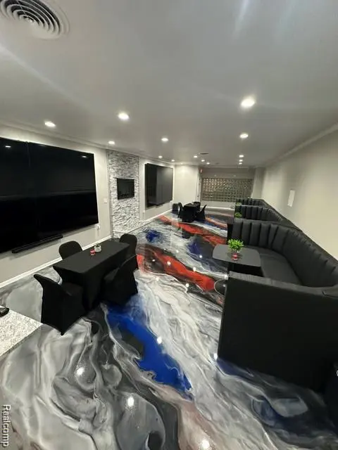 19634 Plymouth RD, Detroit, MI 48228