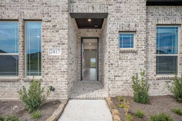 2417 Cornwall Lane, Forney, TX 75126