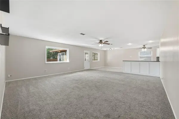 3920 Sanguinet Street, Fort Worth, TX 76107