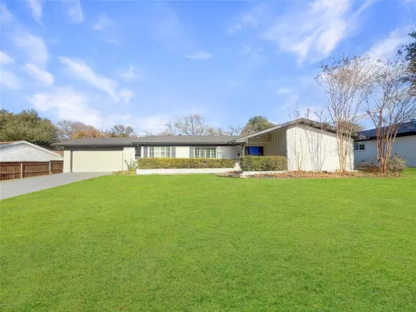 Fort Worth, TX 76109,4348 Selkirk Drive W