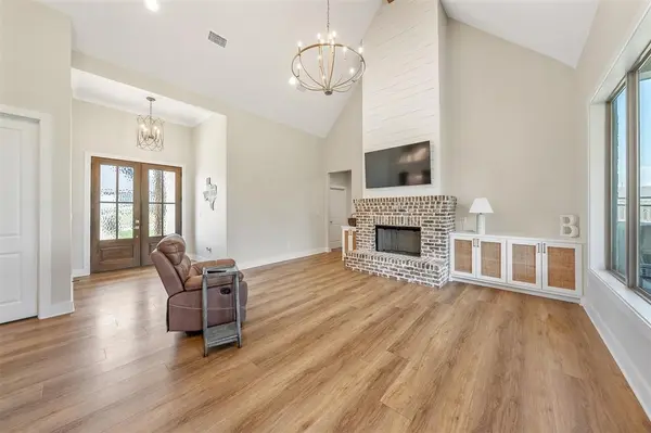 545 Bush Buck Way, Bullard, TX 75757