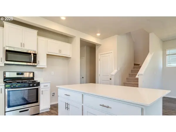 4948 Dilling AVE NE, Salem, OR 97301