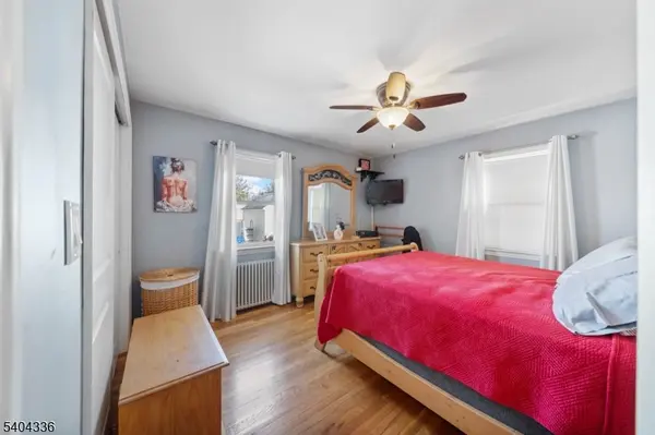 38 Pallant Ave, Linden City, NJ 07036