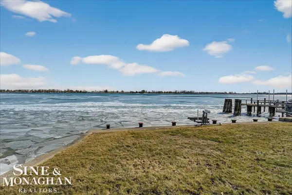 6200 River RD, East China Twp, MI 48054